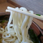 手打うどん きたに - 麺は手打ちの中細麺です♪