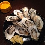うろこ屋 - サロマ産牡蠣  1個150円！！