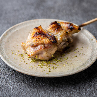 産地との信頼関係で育まれた「地鶏」を、丸ごと大切に味わう