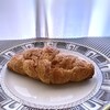 セ・トレボン - 料理写真:◆クロワッサン(240円）・・バター感は少な目ですが、普通に美味しい。