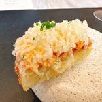 サンプリシテ - ワタリガニ
              コンテチーズ(24ヶ月熟成)スライス
            海藻バターを上に乗せた自家製のパン