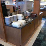 ビッグボーイ - 【2013年12月】手前がカレーバーで、柱の向こうがスープバー