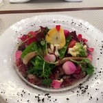 ビストロ ダイア - 蝦夷鹿のカルパッチオ、林檎ソース。美味しい野菜もタップリです。