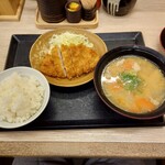 Katsuya - とん汁定食