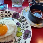 ピラミッド - 国産無塩せきソーセージのカレー@1,320円＋TP玉子焼き