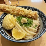 梅田 釜たけうどん - 