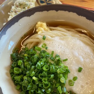 セルフうどん 山もり_1