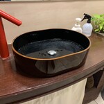 梵天楼 坊田製麺所 - トイレ自動手洗い