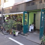 オリーブオイル - お店の外観