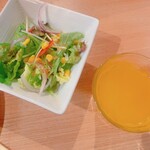 リトファン・イタリアーノ - サラダとオレンジジュース