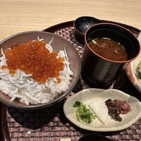 梅田 璃泉 本店 - 