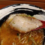 俺の中華たなか家 - 「ホロホロ♪柔らかぁ〜♥」チャーシューリフト⤴️