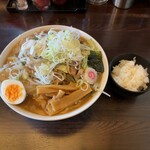 大勝軒 しのや - "まるとく中華そば(麺少なめ)"1,350円にモーニングサービスで"半ライス"♪