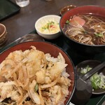 葉実皮 長崎屋小樽店 - かき揚げ重