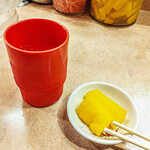 神戸ラーメン 第一旭 - 無料のたくあん