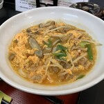 極楽うどん TKU - 新ごぼうと油カスの旨辛味噌うどん・玉子とじ