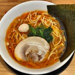 横浜家系ラーメン 喜夢家 - 料理写真:赤ラーメン 醤油