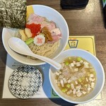 塩生姜らー麺専門店 MANNISH - 【限定】鴨肉と雲丹とイクラの生姜昆布水つけ麺 〜蟹味噌出汁〜 (2,000円)