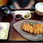 Tonkatsu Mampuku - 「ロースかつ定食」1400円