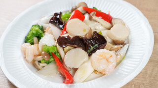 Youkaen - 三種海鮮と季節野菜の炒め