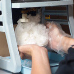 みなと屋 - 氷削り中