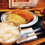 Taishuushokudou Suzunoki - 骨付きとんかつ定食