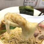 麺屋 七利屋 - プリプリなワンタン