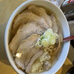 手打ちラーメン 清仁軒 - 塩ラーメン(チャーシュー+ワンタン)¥1300