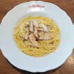 Jolly Pasta - サーモンハラスときのこのクリームソースパスタランチ