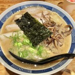 Men Hausu Komorebi - 限定メニューの大衡豚骨ラーメン