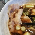 武蔵野うどん きやんち - 肉汁うどん大盛り 880円