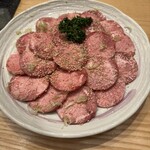 Sumibi Yakiniku Hana Hanagyuu - 