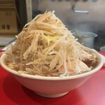 らーめん 526 - 醤油ラーメン野菜からめニンニク