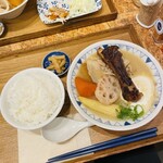 ごちとん - 炙りスペアリブ豚汁定食(税込1,133円)