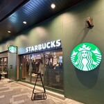 STARBUCKS COFFEE - 外観