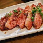 Yakiniku Tombi - 