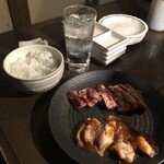 焼肉 もつ鍋 まん福 - 