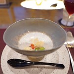 トゥ・ラ・ジョア イズム - 