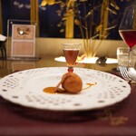 トゥ・ラ・ジョア イズム - 