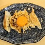 Yokobori Gyouza - 卵黄綺麗