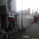 縁乃助商店 - 阪急淡路駅・西側商店街からすこし外れた場所にあります。