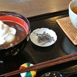 カフェ タブノキ - 淡雪ぜんざい・ほうじ茶付き