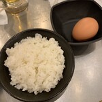 Asahikawa Jingisukan Daikokuya - 卵かけご飯