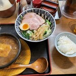 ラーメン猪太 - 料理写真: