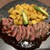 ビストロ エトワ - 料理写真:ハラミ肉の溶岩焼き