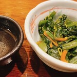 Tsurufuku - お通しは小鉢からひとつ選べます