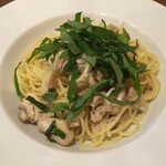 トラットリア ダ コヴィーノ - 大山鶏モモ肉と大葉のペペロンチーノスパゲッティ