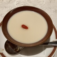 筑紫樓 銀座店 - 杏仁豆腐