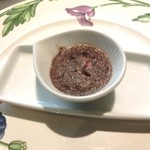 ヴォーロ・コズィ - ポルチーニと赤スグリのスフレ