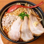 らーめん 味噌ガッツ - 料理写真:2024.1 スタミナチャーシュー味噌ガッツ（1,210円）